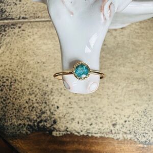 14KYG Romantic Secret Apatite Ring